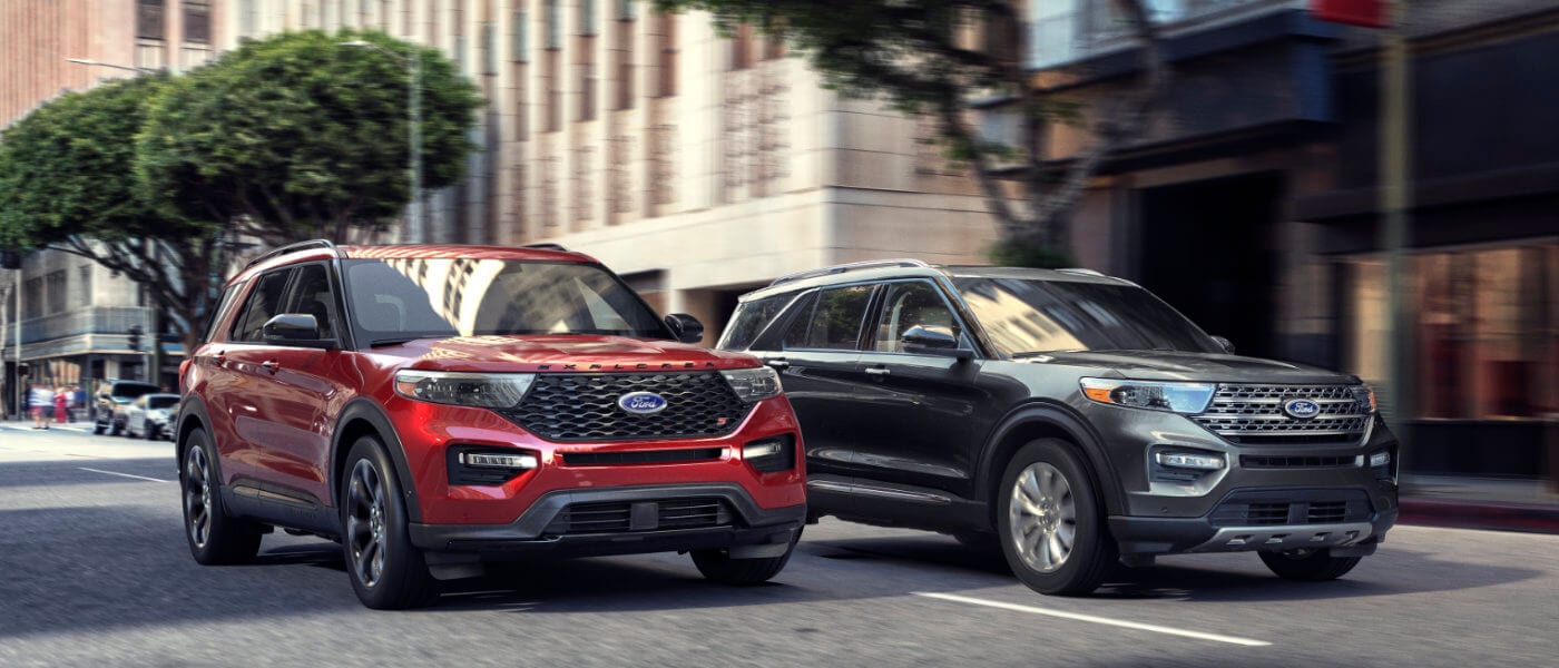 2020 Ford Explorer side by side driving on street