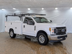 2018 Ford F-350 Chassis Cab XL Chassis Truck