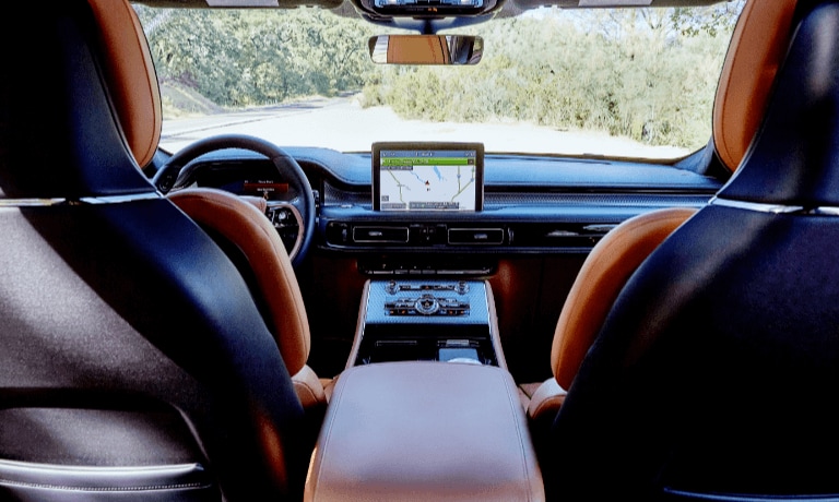 2020 Lincoln Aviator interior dashboard & infotainment view