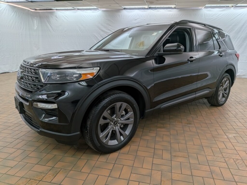 Used 2022 Ford Explorer XLT SUV