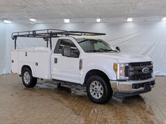 2018 Ford F-350 Chassis Cab XL Chassis Truck