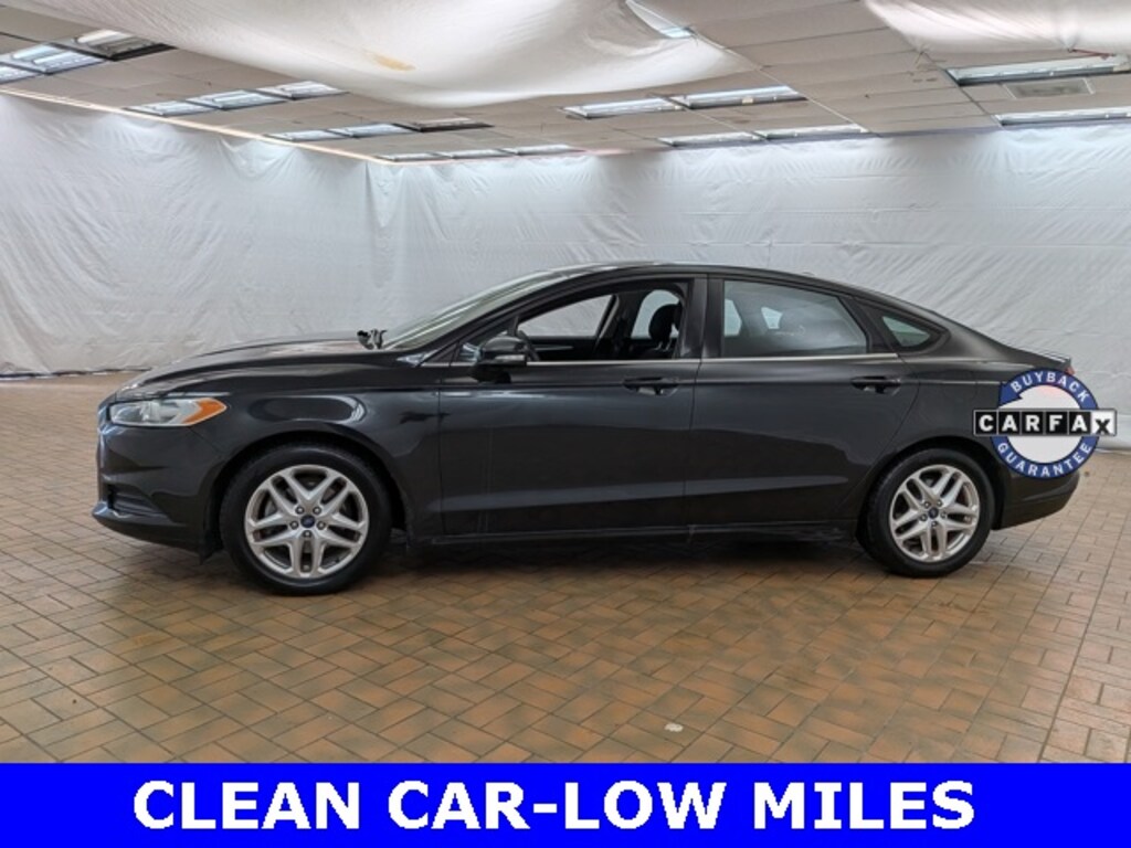 Used 2013 Ford Fusion SE Sedan