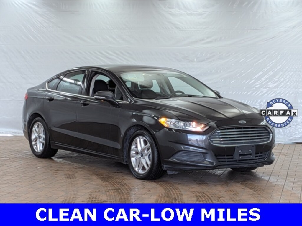 Used 2013 Ford Fusion SE Sedan