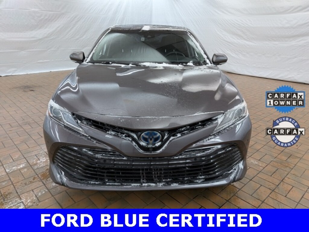 Used 2018 Toyota Camry Hybrid XLE Sedan