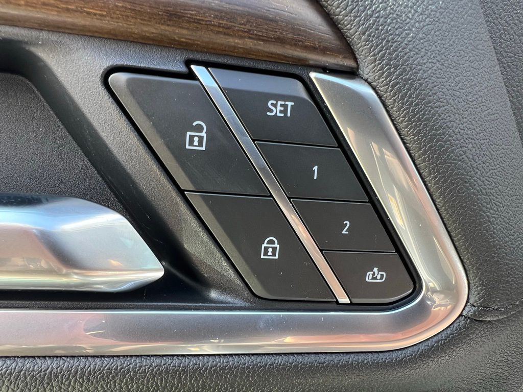 2025 Chevrolet Silverado 2500HD High Country - Photo 31