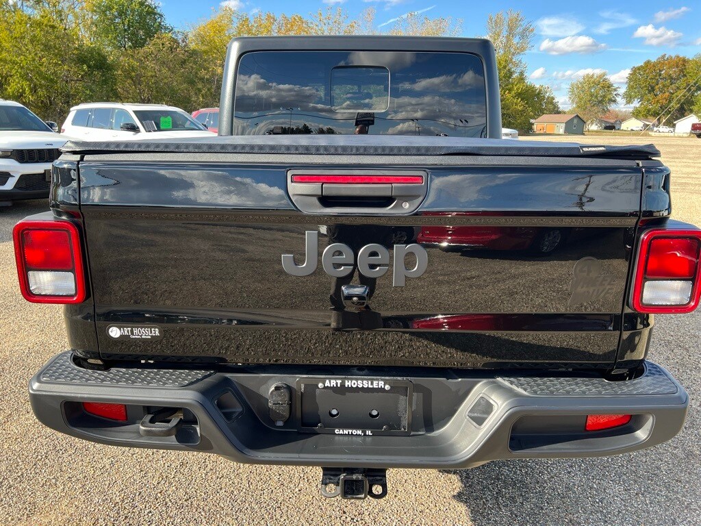 2021 Jeep Gladiator Sport photo 4