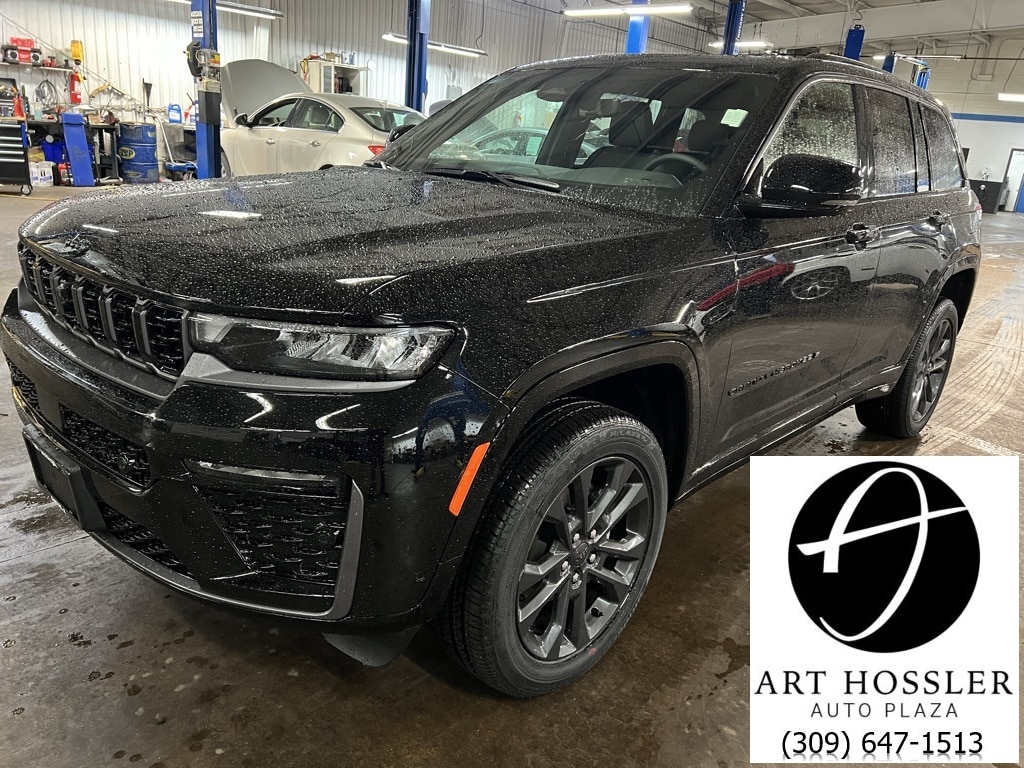 2026 Jeep Grand Cherokee Limited Reserve's photo