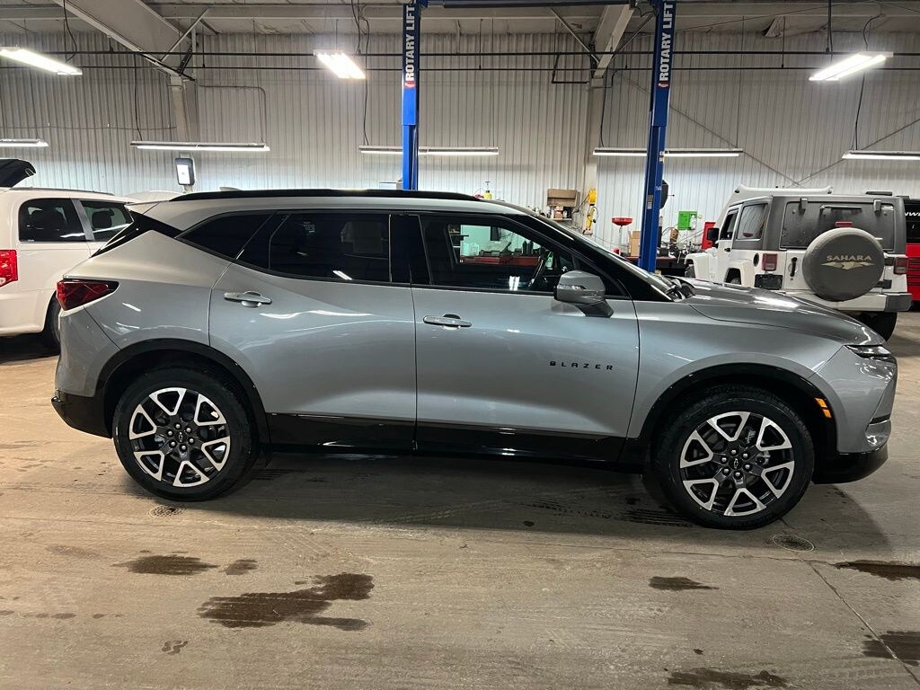 Used 2025 Chevrolet Blazer RS SUV