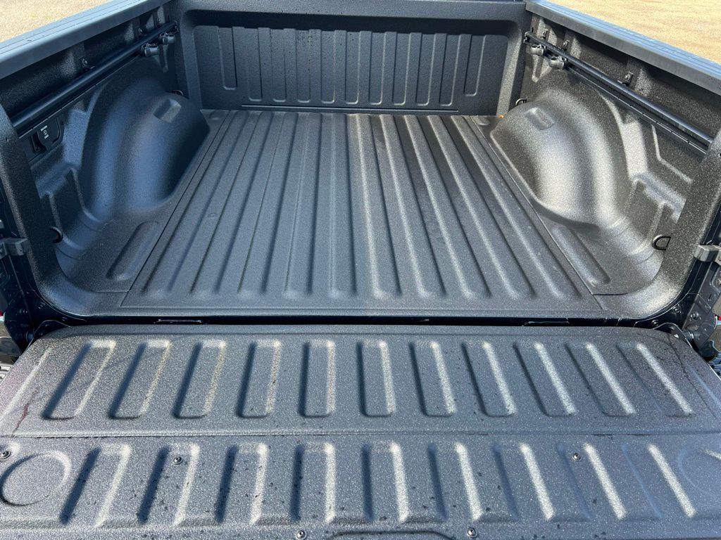 2025 RAM 1500 Tradesman - Photo 19