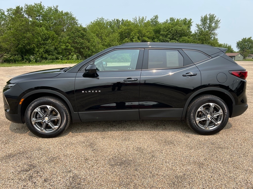 Used 2023 Chevrolet Blazer 2LT with VIN 3GNKBCR45PS218875 for sale in Canton, IL