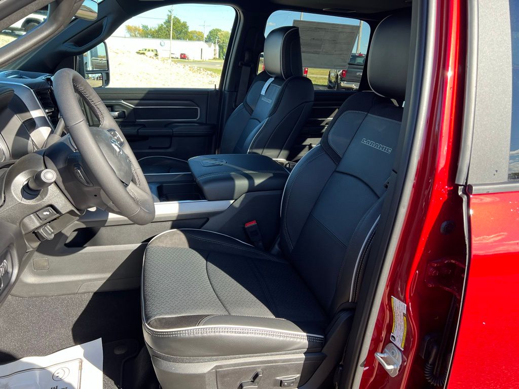 2026 RAM 2500 Laramie - Photo 37