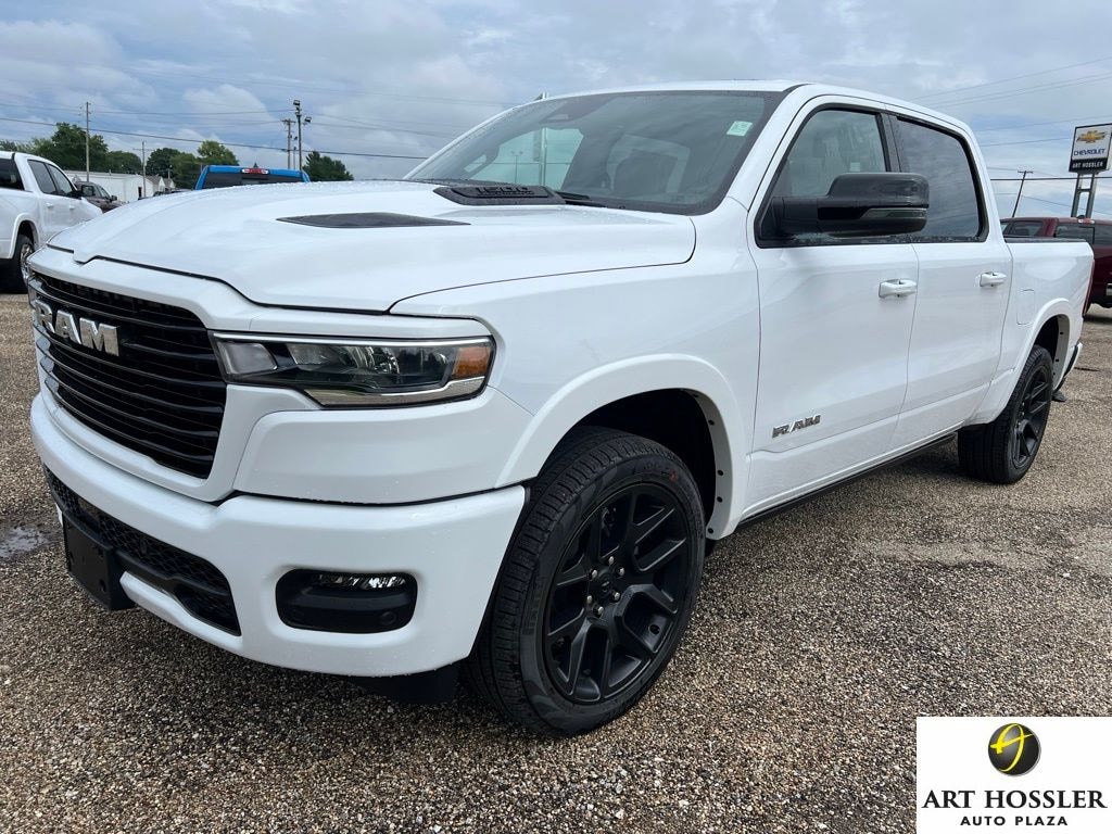 New 2026 Ram 1500 LARAMIE CREW CAB 4X4 5'7 BOX Pickup