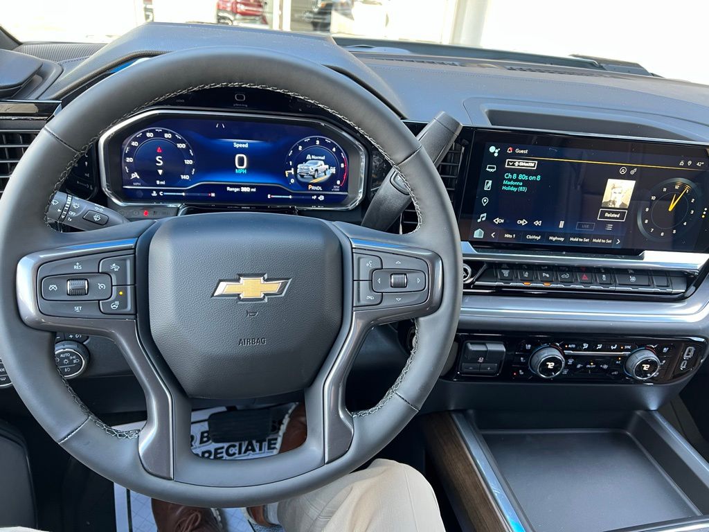 2025 Chevrolet Silverado 2500HD High Country - Photo 38