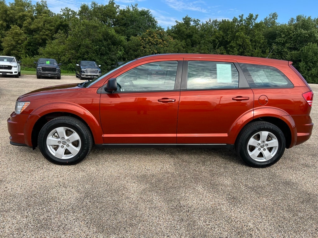 Used 2013 Dodge Journey SE with VIN 3C4PDCABXDT558113 for sale in Canton, IL
