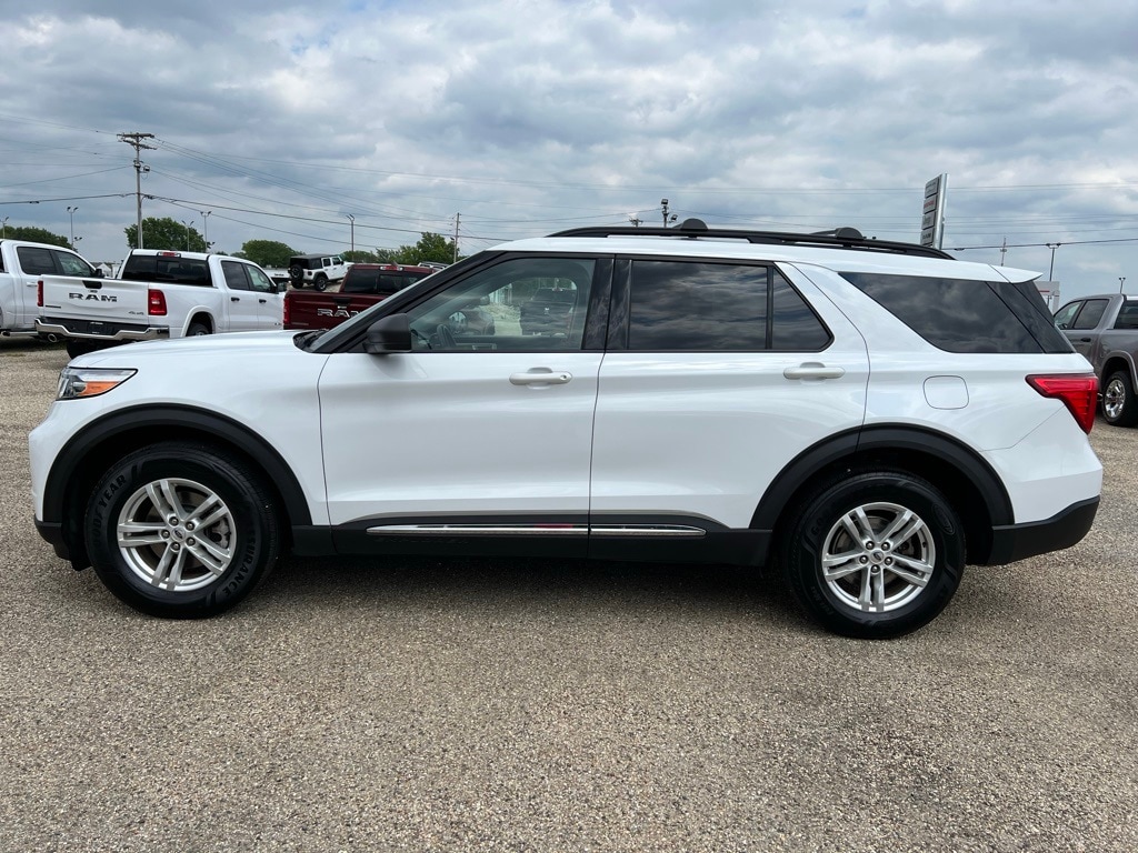 Used 2021 Ford Explorer XLT with VIN 1FMSK8DH4MGA69400 for sale in Canton, IL