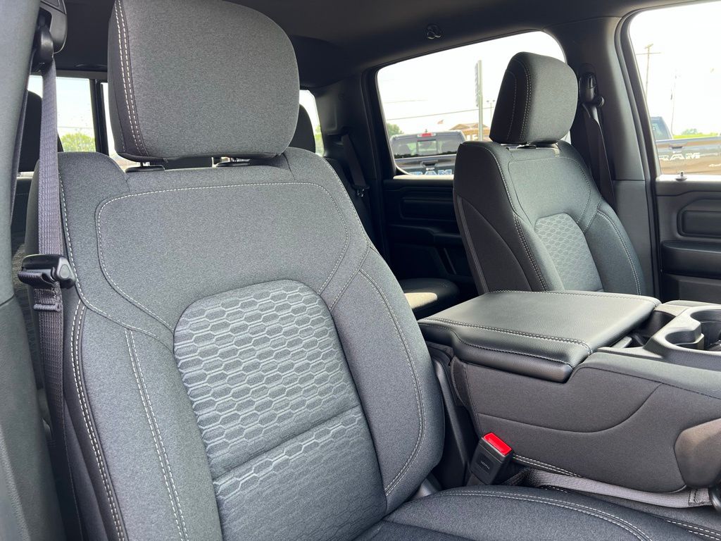 2025 RAM 1500 Tradesman - Photo 14