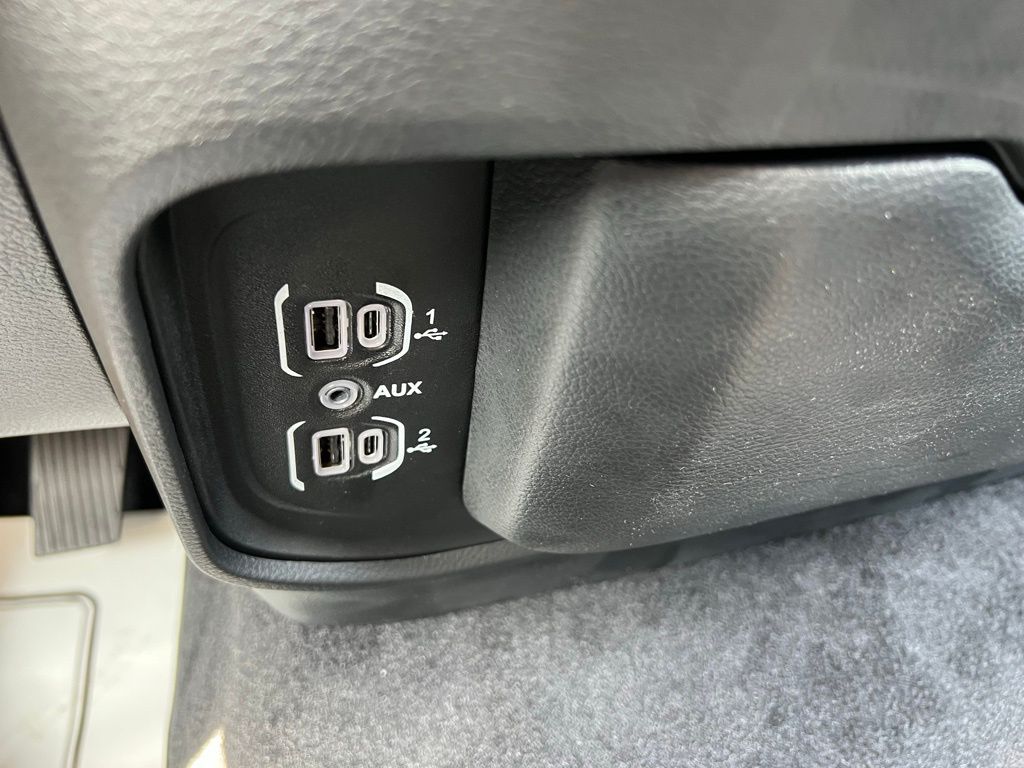 2025 RAM 1500 Tradesman - Photo 41