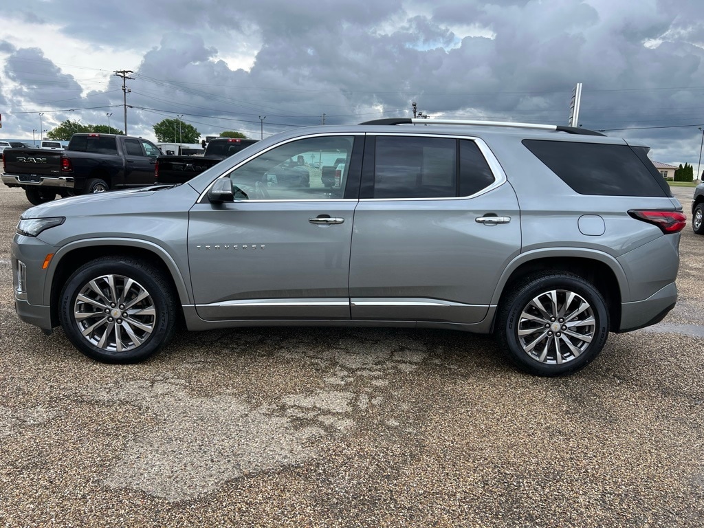Used 2023 Chevrolet Traverse Premier with VIN 1GNEVKKW5PJ154977 for sale in Canton, IL