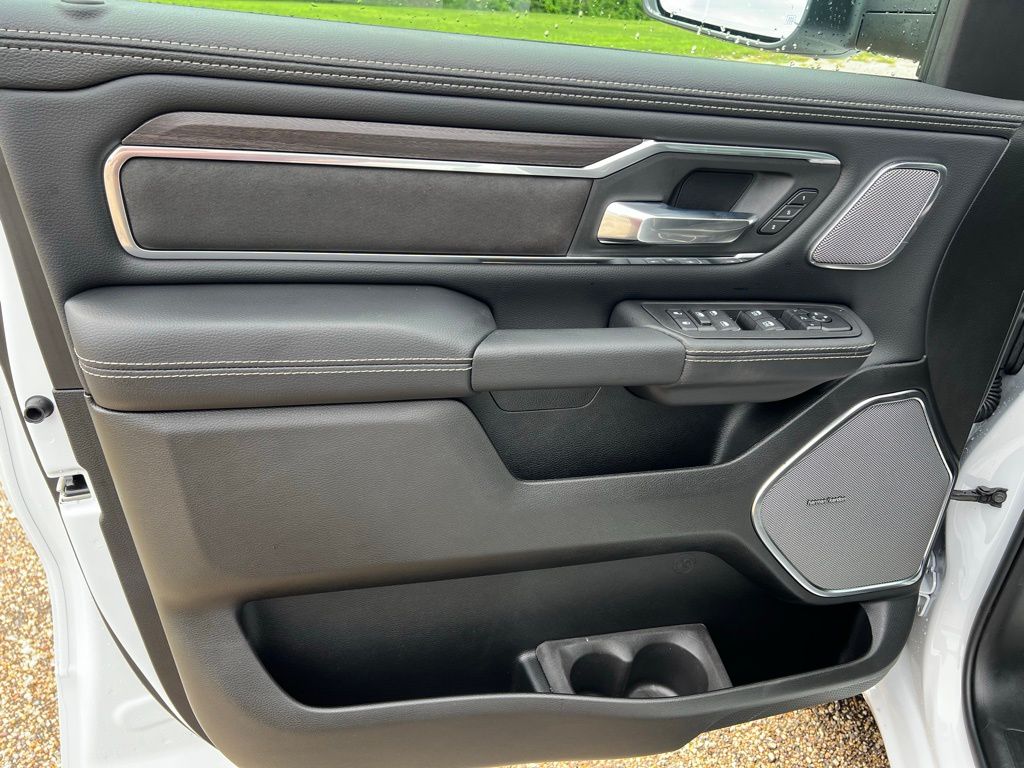 2026 RAM 1500 Laramie - Photo 29