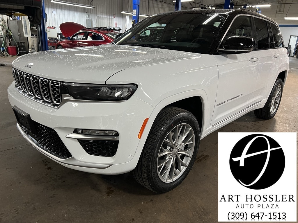 2025 Jeep Grand Cherokee Summit's photo