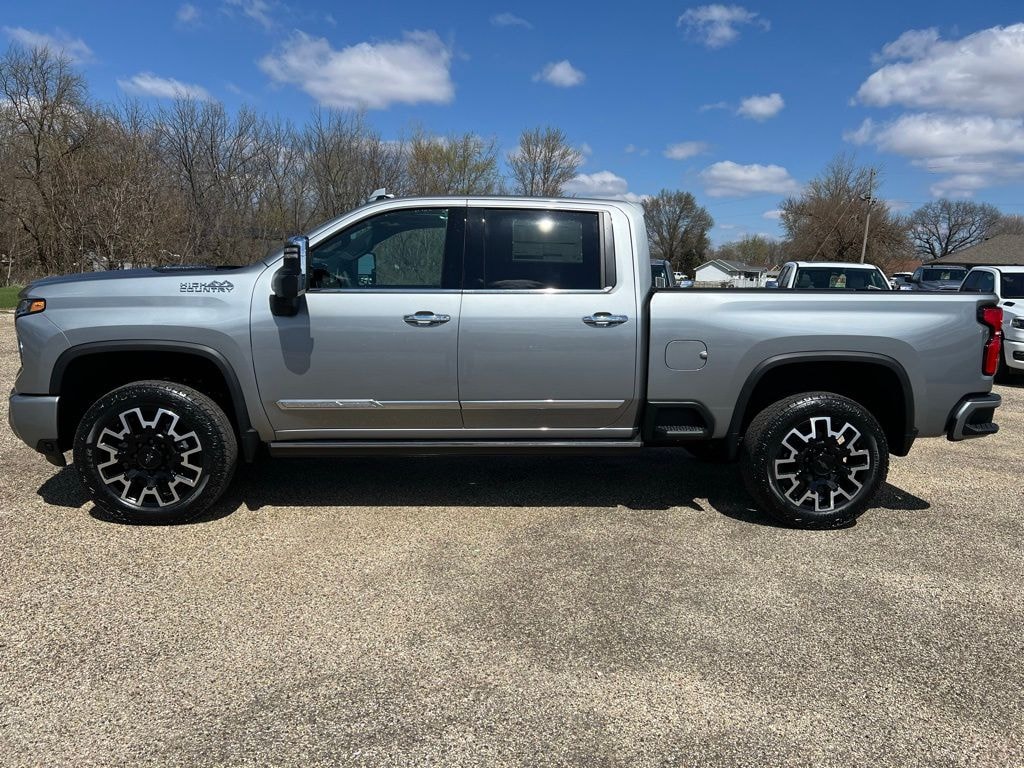 Used 2025 Chevrolet Silverado 2500 HD High Country Truck Crew Cab