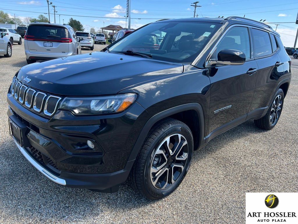 2022 Jeep Compass Limited 4X4's photo
