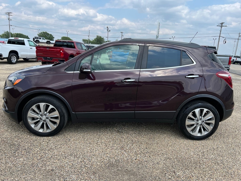 Used 2018 Buick Encore Preferred with VIN KL4CJASB8JB696881 for sale in Canton, IL