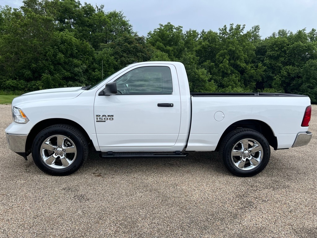 Used 2022 RAM Ram 1500 Classic Tradesman with VIN 3C6JR7AG8NG242947 for sale in Canton, IL