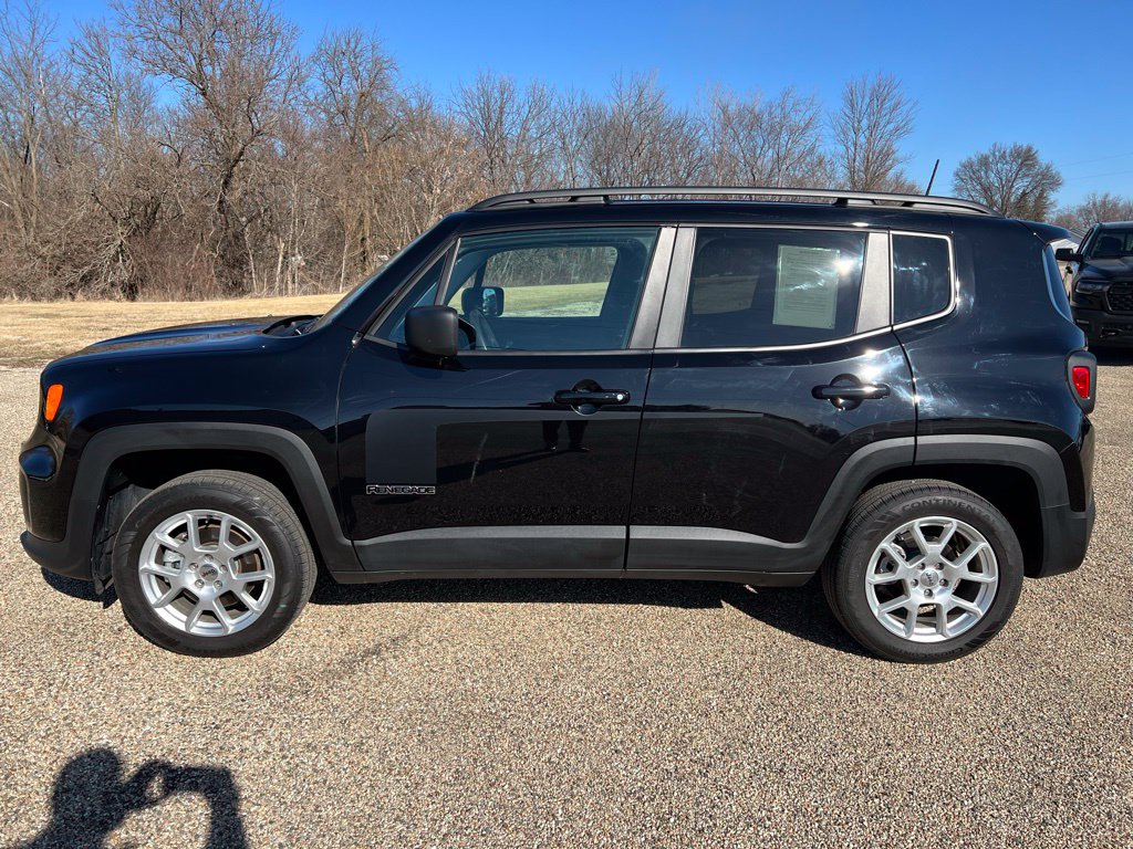 Used 2022 Jeep Renegade Latitude SUV