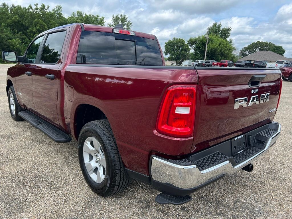 New 2025 Ram 1500 TRADESMAN CREW CAB 4X4 5'7 BOX Pickup