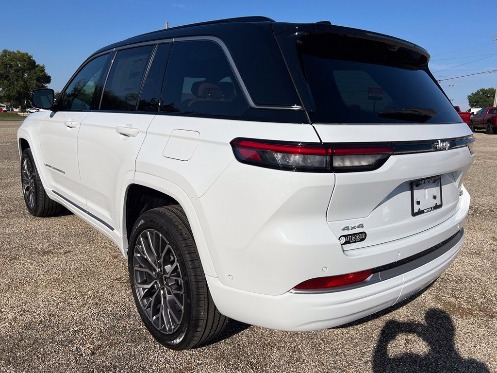 New 2027 Jeep Grand Cherokee 2 Row Sport Utility