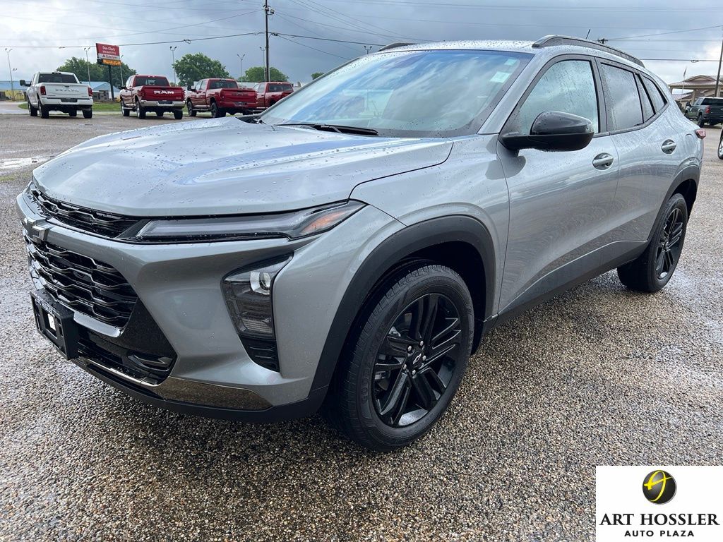 2024 Chevrolet Trax Activ's photo