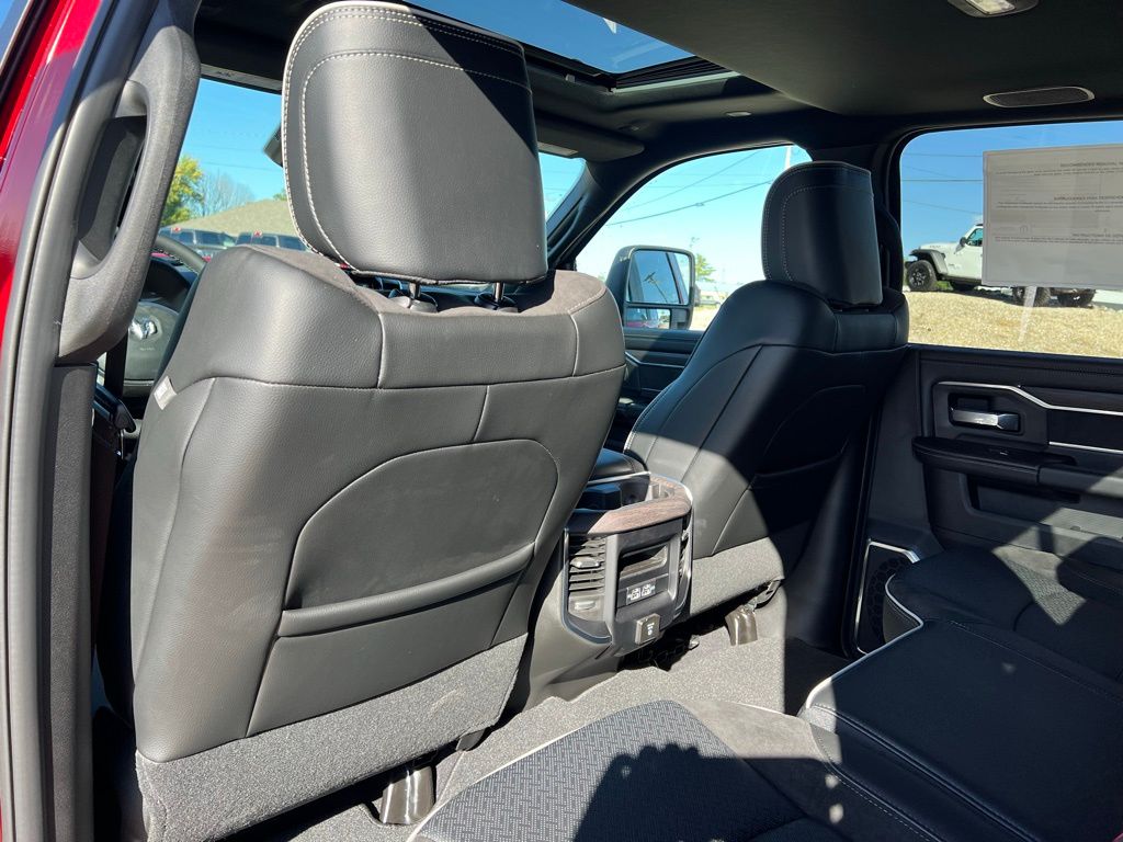 2026 RAM 2500 Laramie - Photo 28