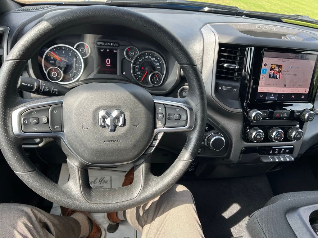 2025 RAM 1500 Tradesman - Photo 32