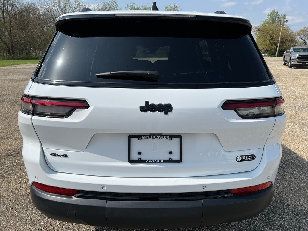 2024 Jeep Grand Cherokee L photo 4