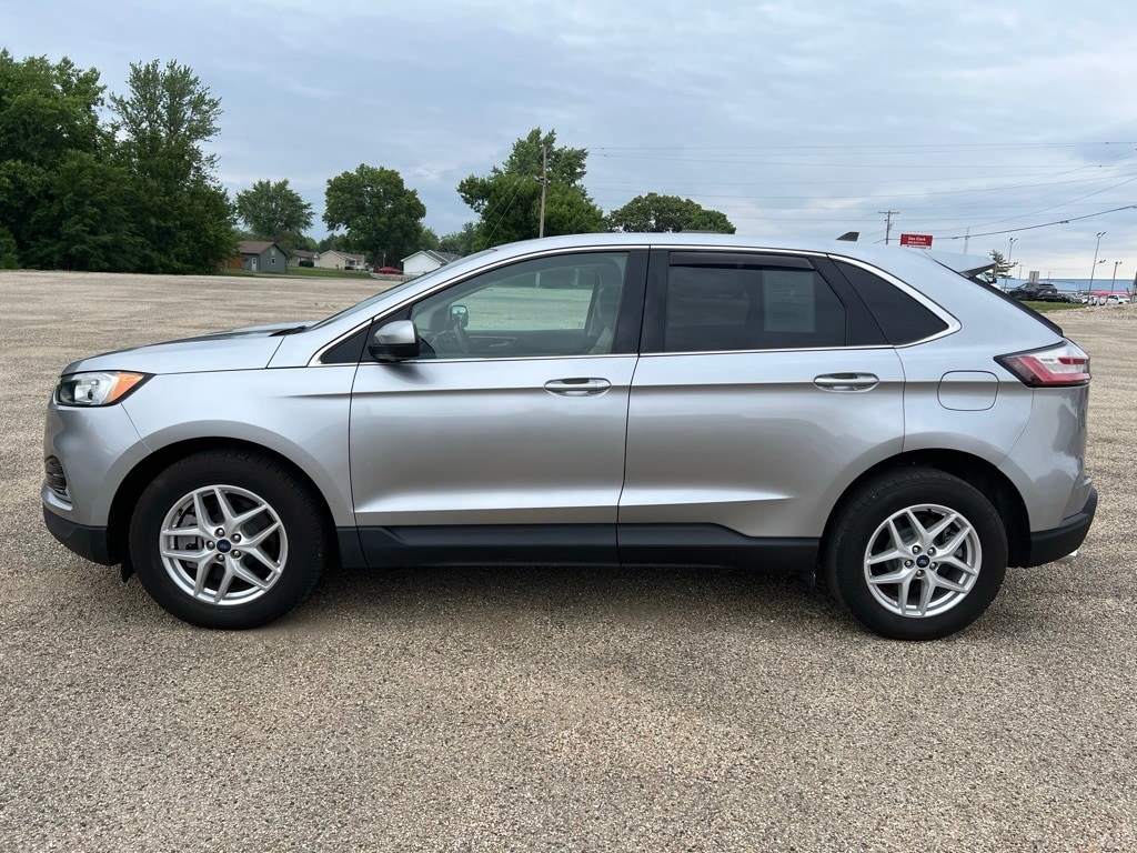 Used 2022 Ford Edge SEL with VIN 2FMPK4J94NBA33002 for sale in Canton, IL