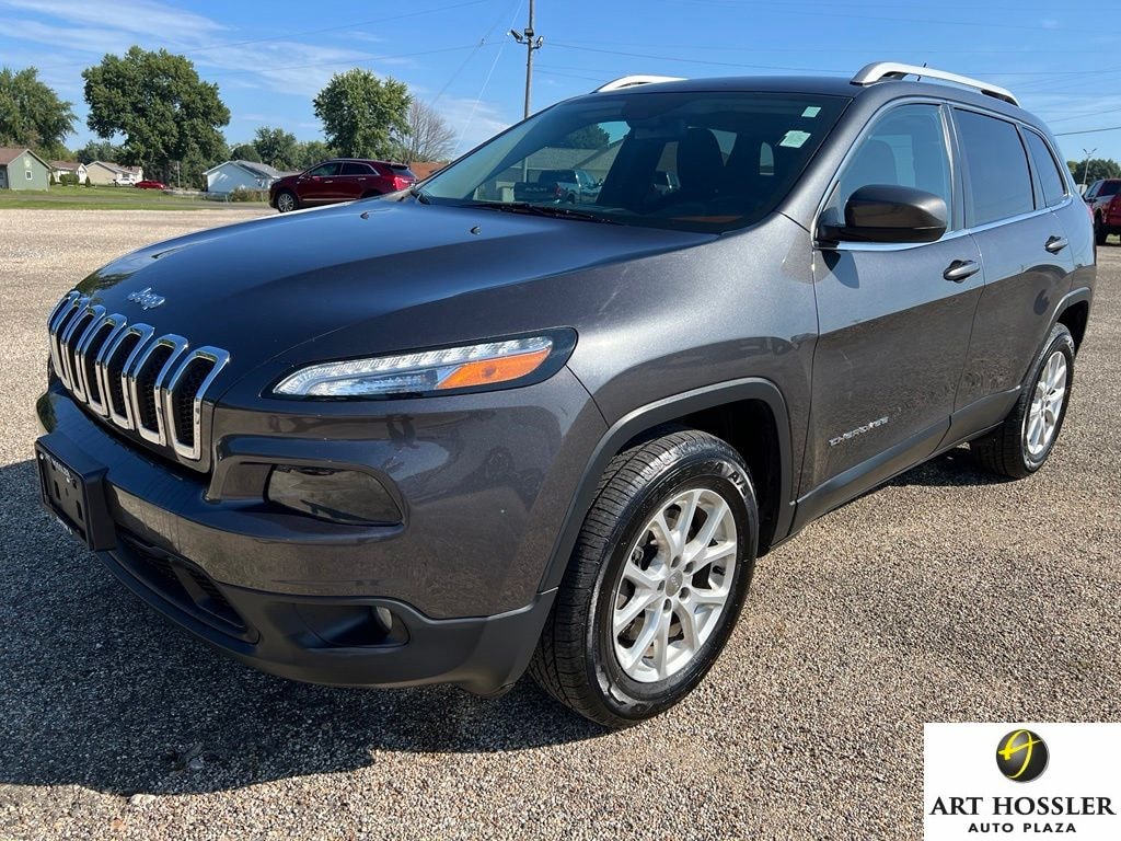 Used 2015 Jeep Cherokee Latitude 4x4 SUV