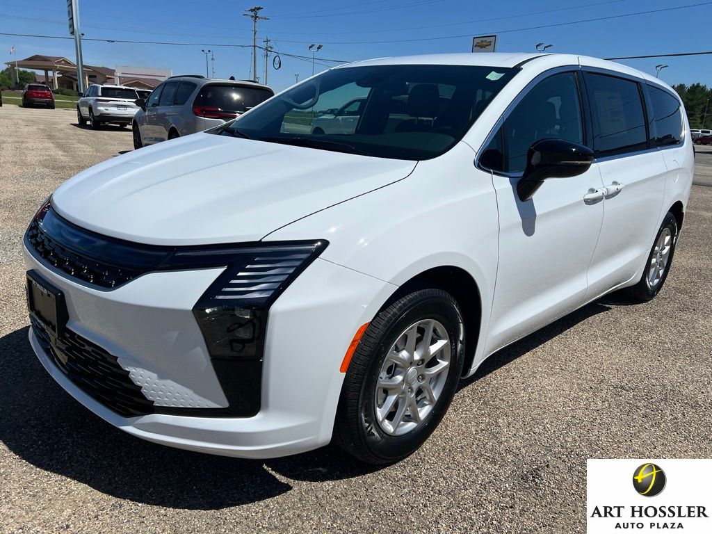 2027 Chrysler Pacifica Select's photo