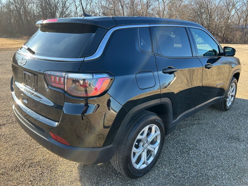 Used 2024 Jeep Compass Sport SUV