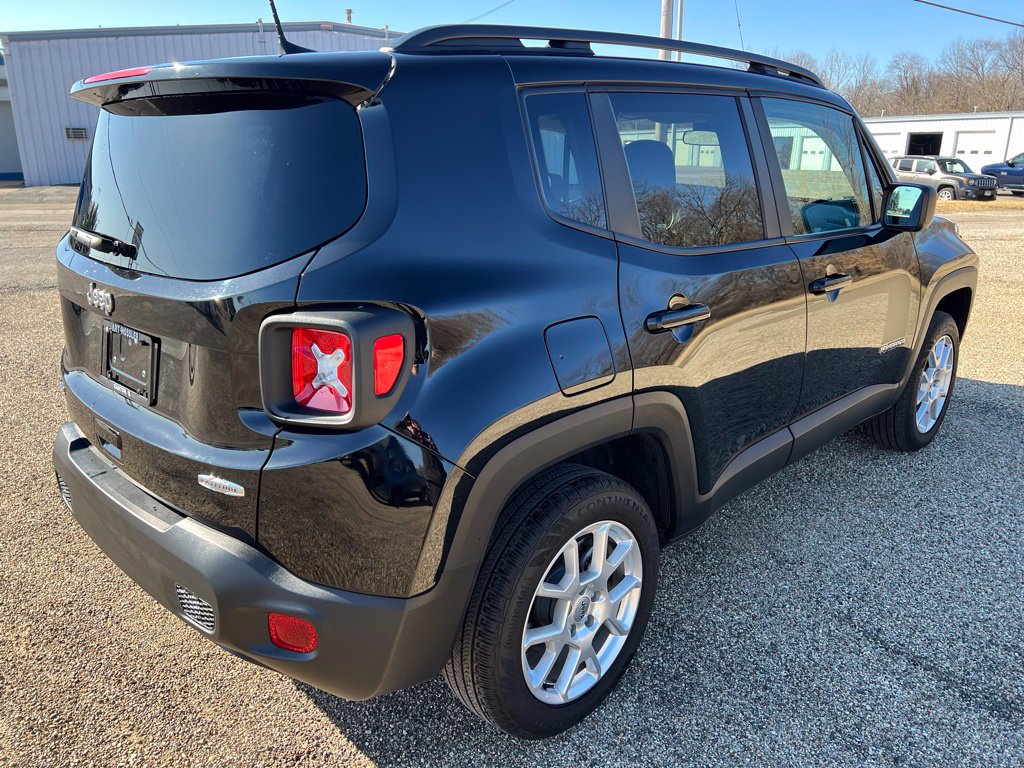 Used 2022 Jeep Renegade Latitude SUV