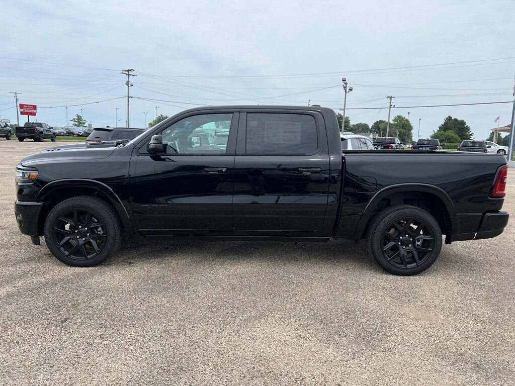 2025 Ram 1500 Laramie photo 2