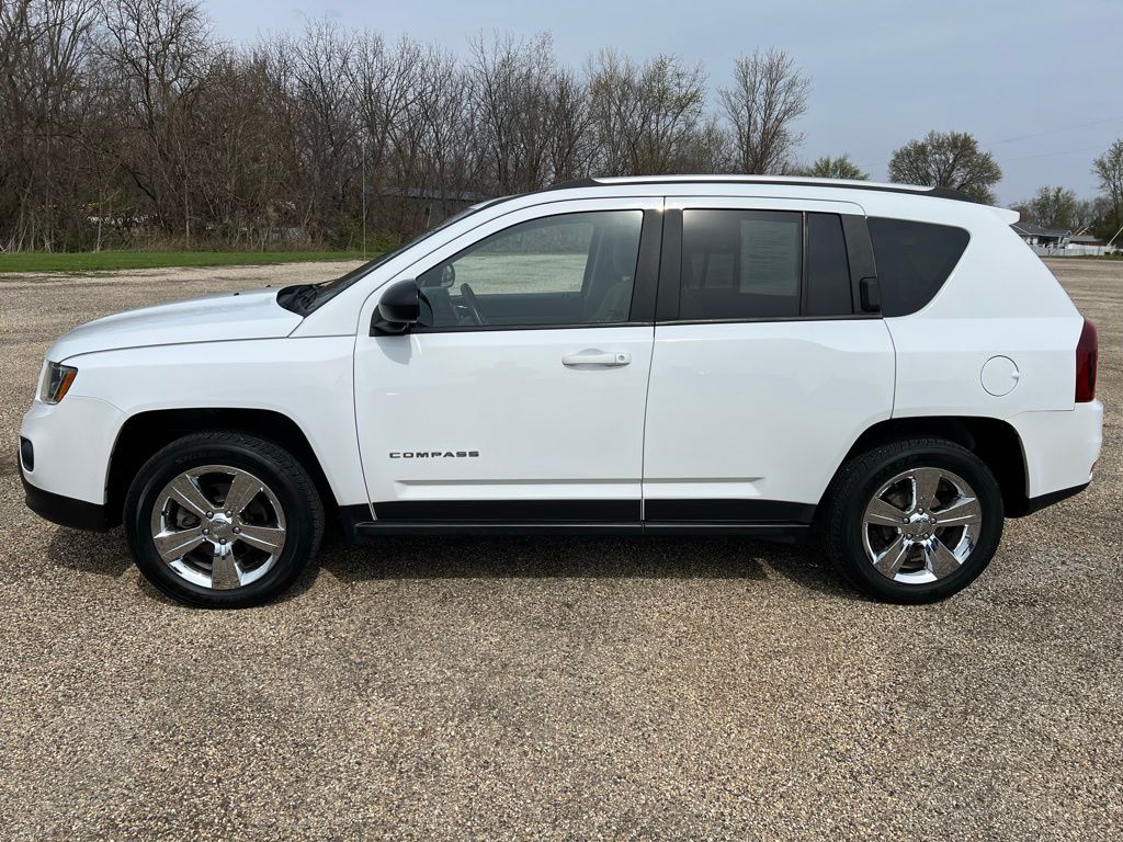 Used 2017 Jeep Compass Sport with VIN 1C4NJCBA0HD148244 for sale in Canton, IL
