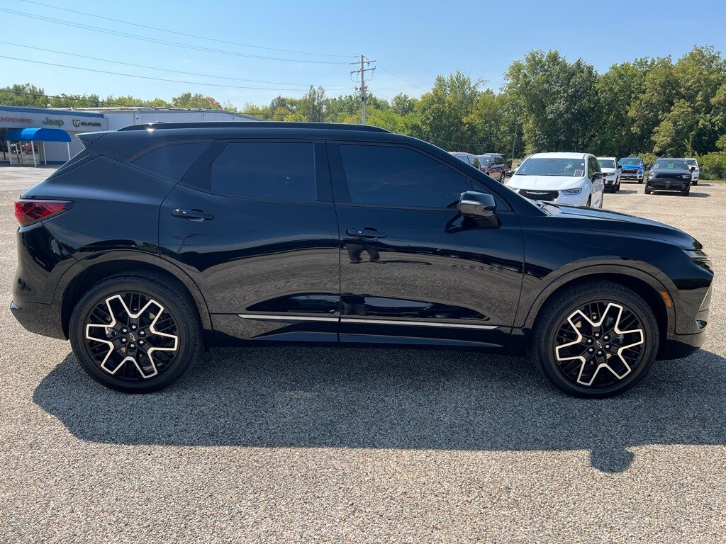 2023 Chevrolet Blazer RS photo 4