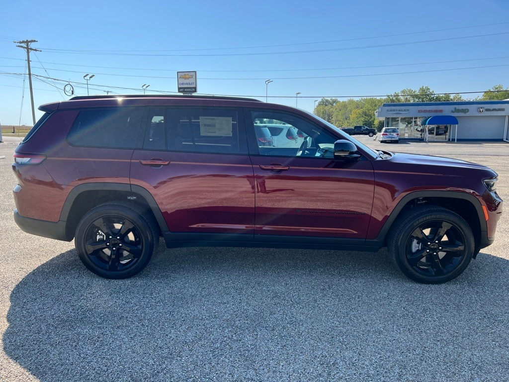New 2025 Jeep Grand Cherokee L ALTITUDE X 4X4 Sport Utility