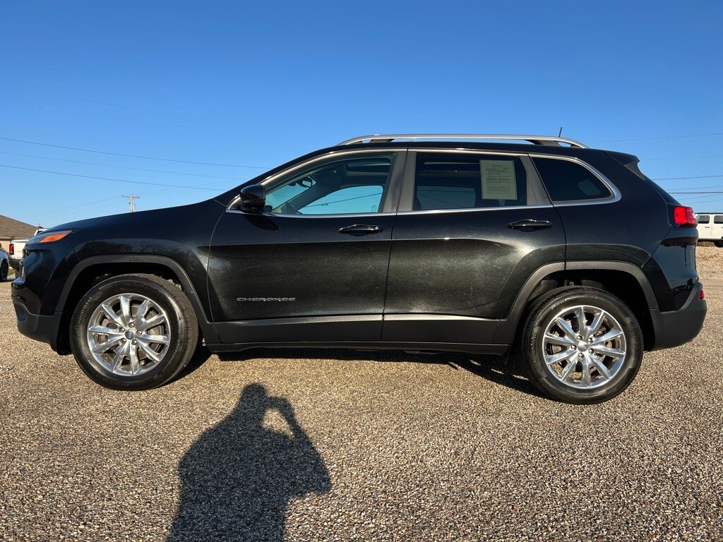 Used 2016 Jeep Cherokee Limited 4x4 SUV