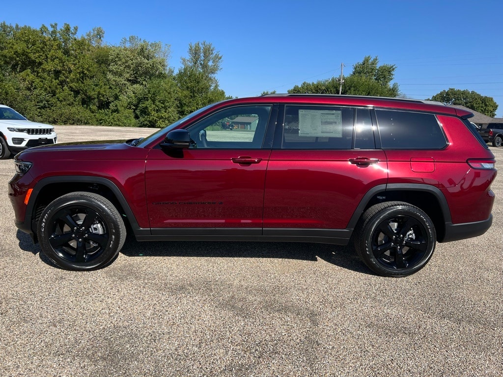 New 2025 Jeep Grand Cherokee L ALTITUDE X 4X4 Sport Utility
