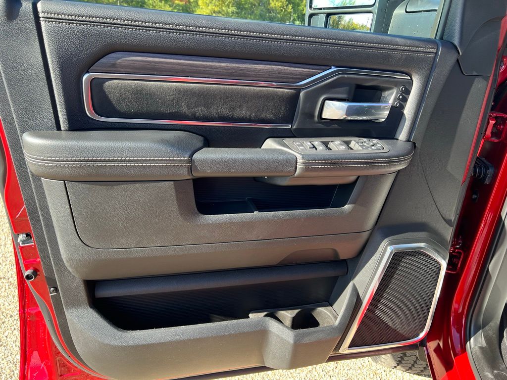 2026 RAM 2500 Laramie - Photo 32