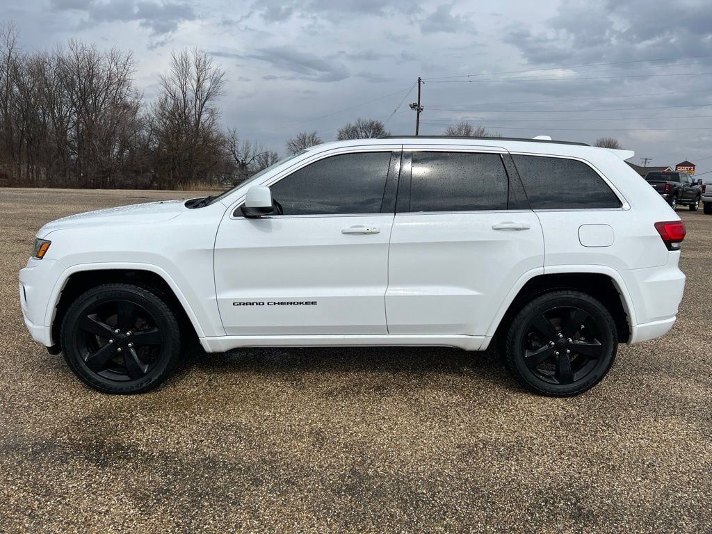 Used 2015 Jeep Grand Cherokee Laredo 4x4 SUV