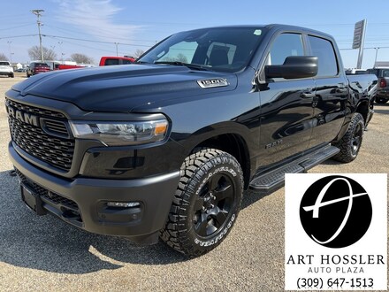 2025 Ram 1500 WARLOCK CREW CAB 4X4 5'7 BOX Pickup