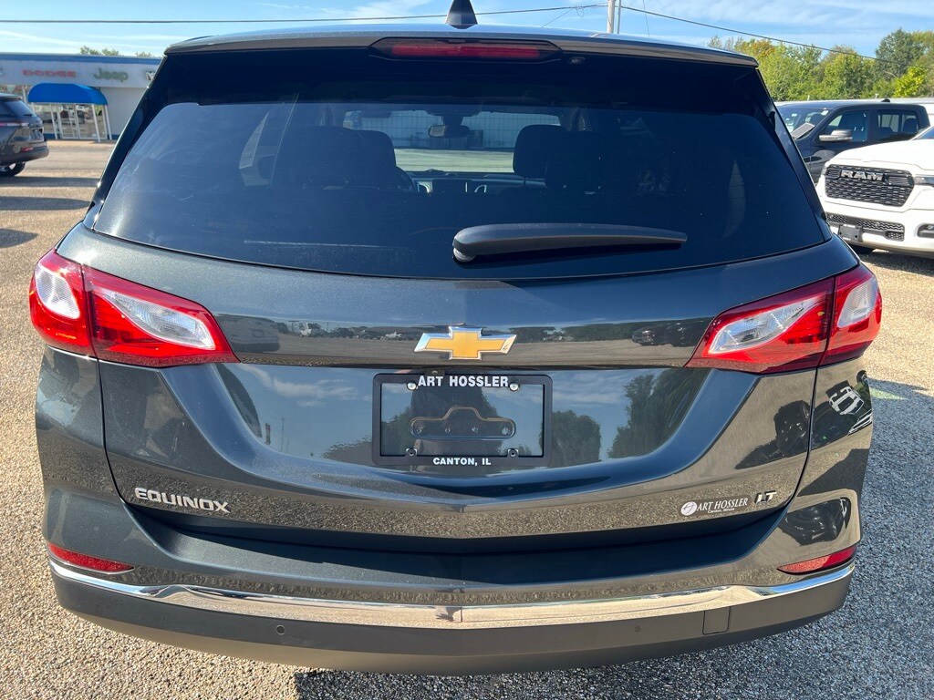 2020 Chevrolet Equinox photo 2